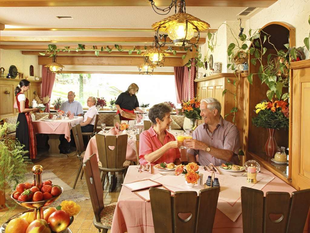 Hotel Kaltenbach Schönwald Restoran foto